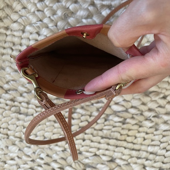 Clare V. Poche - Picture 4 of 4